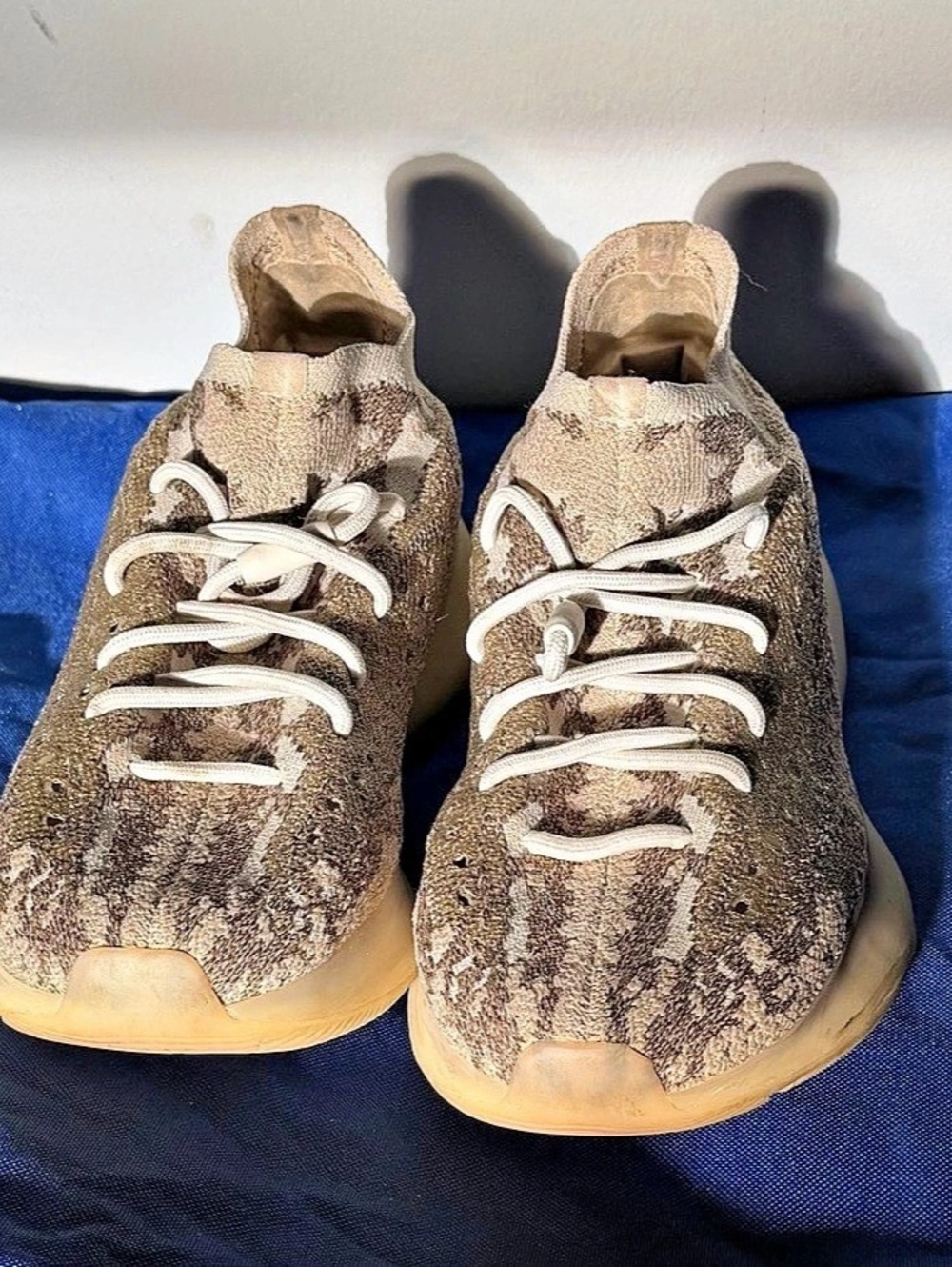 100% Authentic adidas Yeezy Boost 700 Brown & Cream US 10.5
